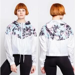 Nike Womens Windrunner Cropped Windbreaker Jacket Size M Floral Sporty Full Zip